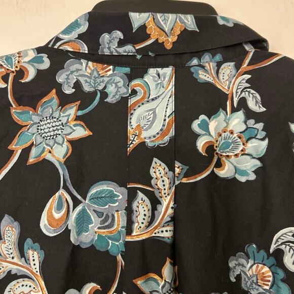 Chico’s Black Floral No Iron Cotton Stretch Button Down Tunic Blouse New Size 10 - Picture 9 of 14